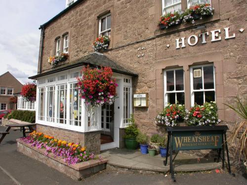 The Wheatsheaf Hotel And Restaurant Swinton  Zewnętrze zdjęcie