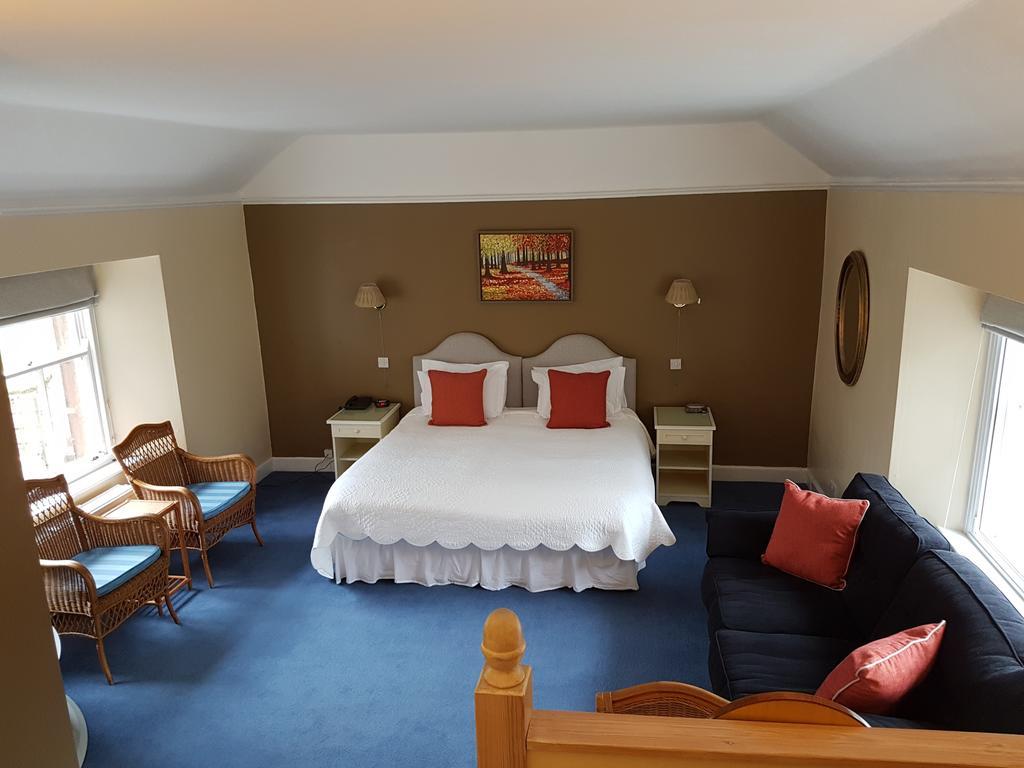 The Wheatsheaf Hotel And Restaurant Swinton  Zewnętrze zdjęcie