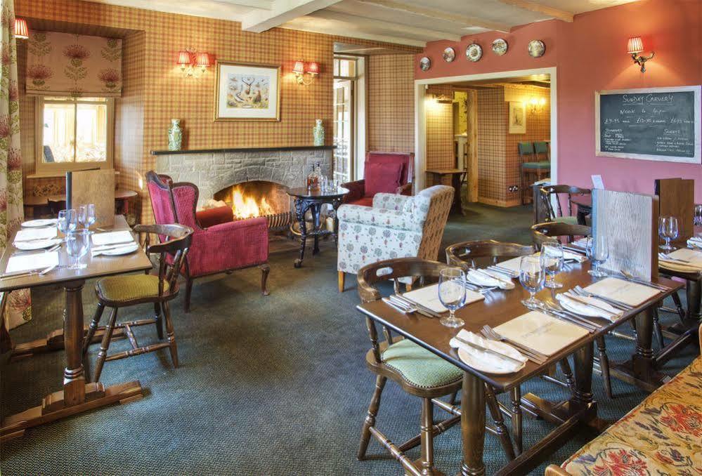 The Wheatsheaf Hotel And Restaurant Swinton  Zewnętrze zdjęcie