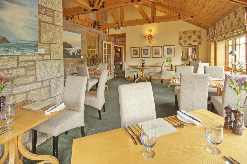 The Wheatsheaf Hotel And Restaurant Swinton  Zewnętrze zdjęcie